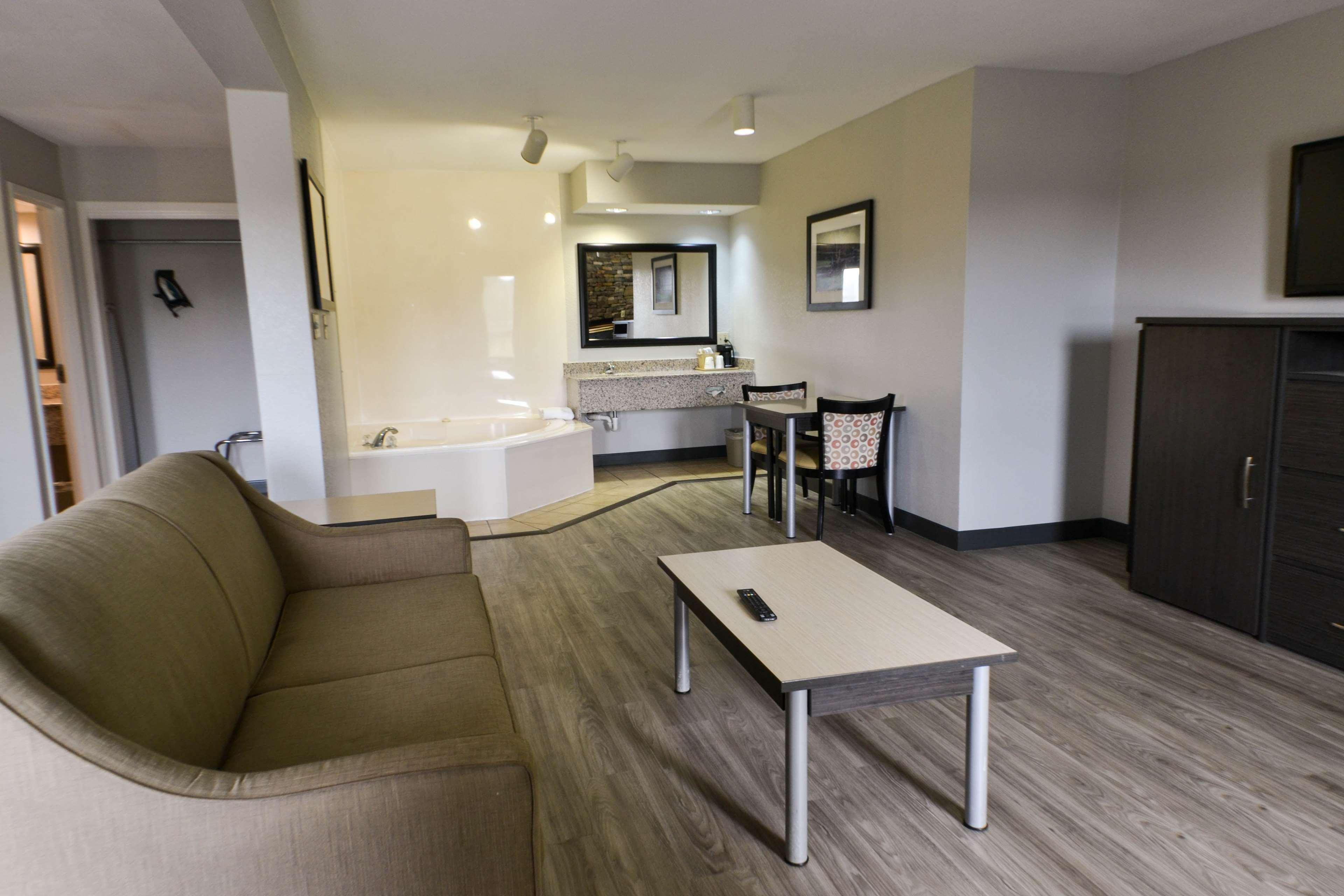 Best Western Cades Cove Inn Seri Kembangan Exterior foto